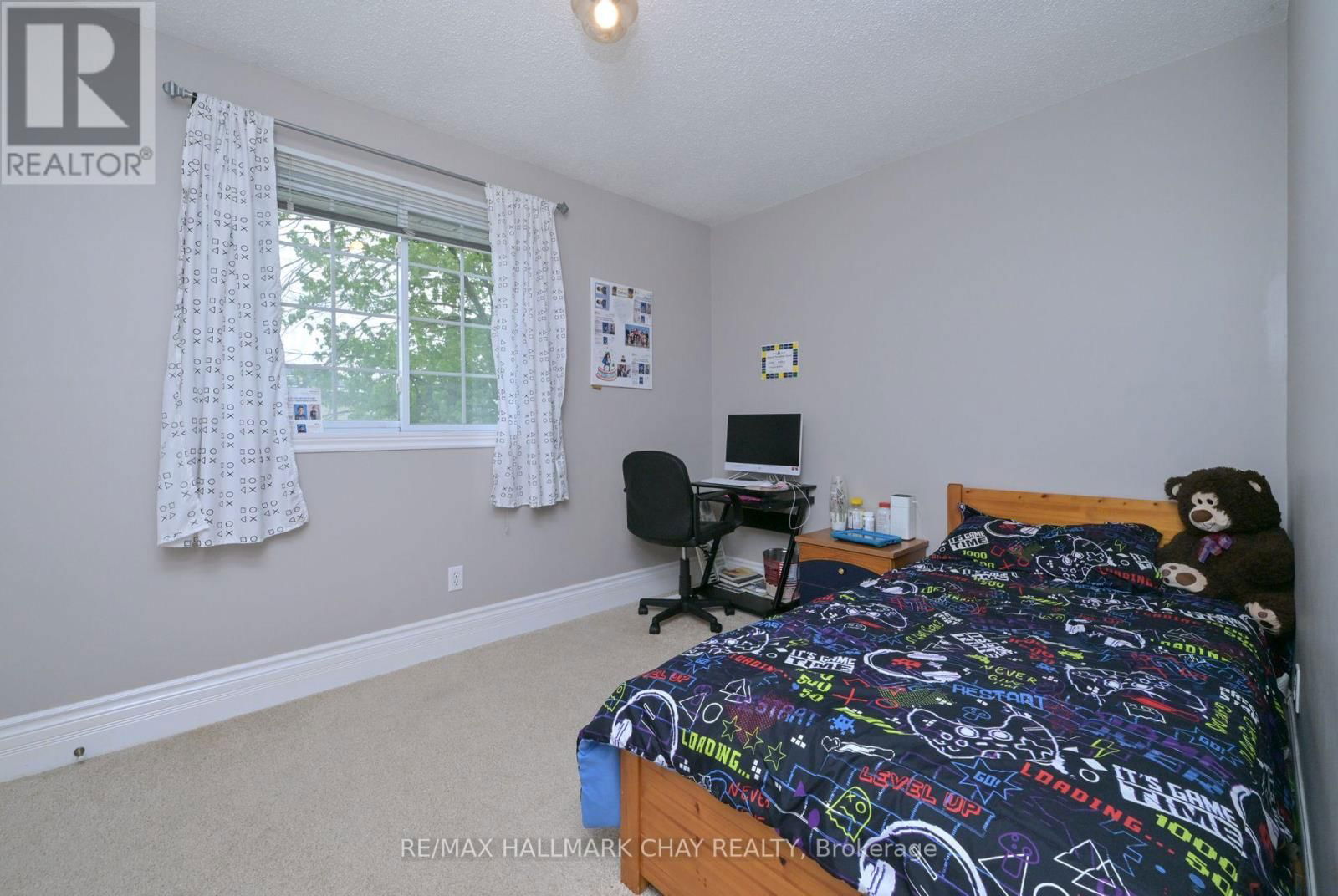 54 ALBERT STREET EAST Image 22