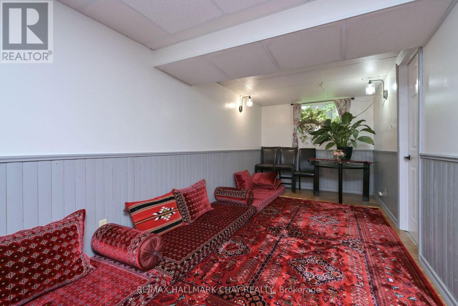 54 ALBERT STREET EAST Image 32