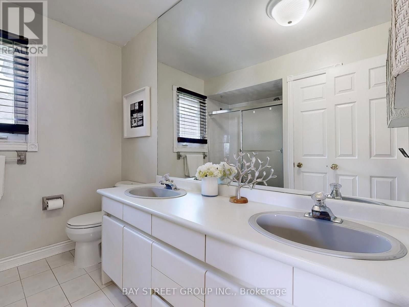 1 LUNAU LANE Image 33