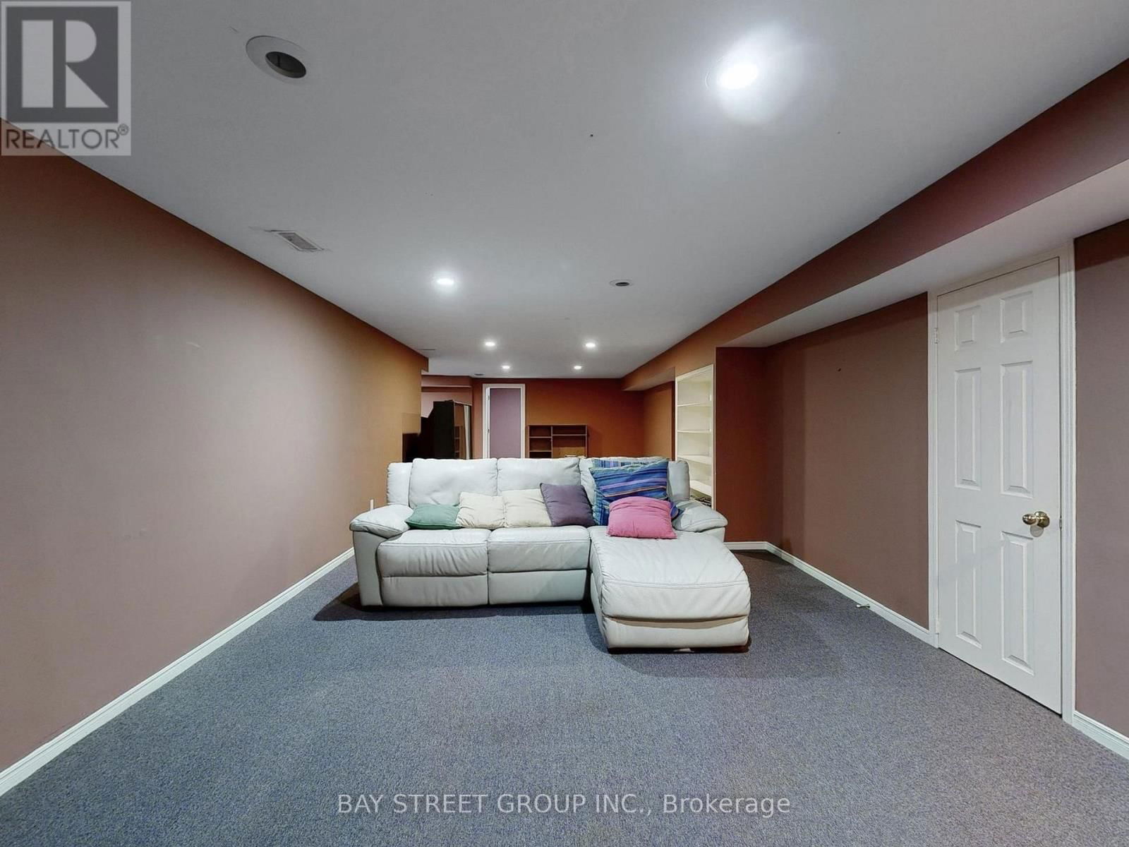 1 LUNAU LANE Image 34
