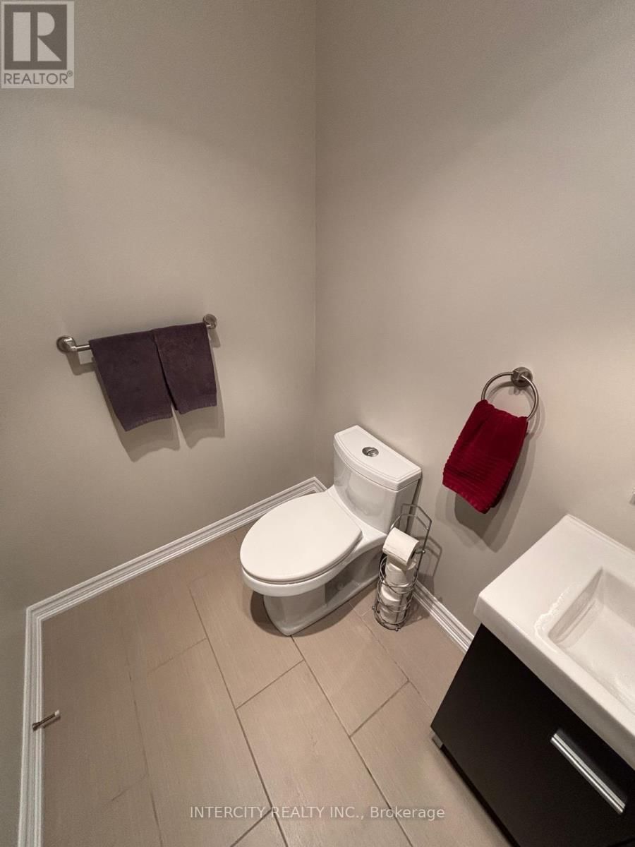 109 CHATEAU DRIVE Image 6