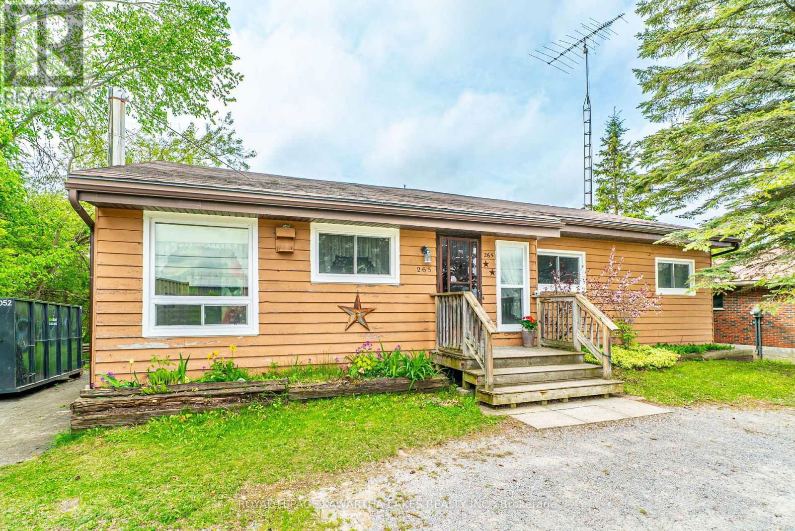 265 CAMERON STREET EAST Image 8