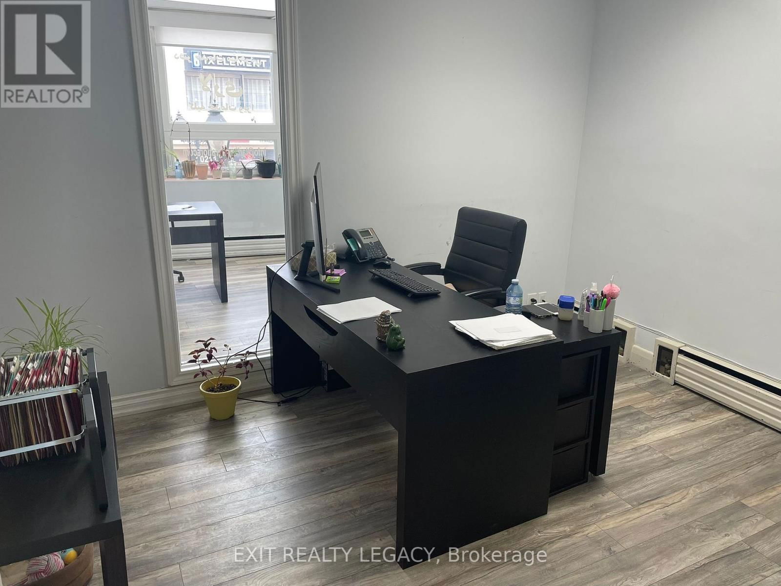#206 - 10212 YONGE STREET Image 5