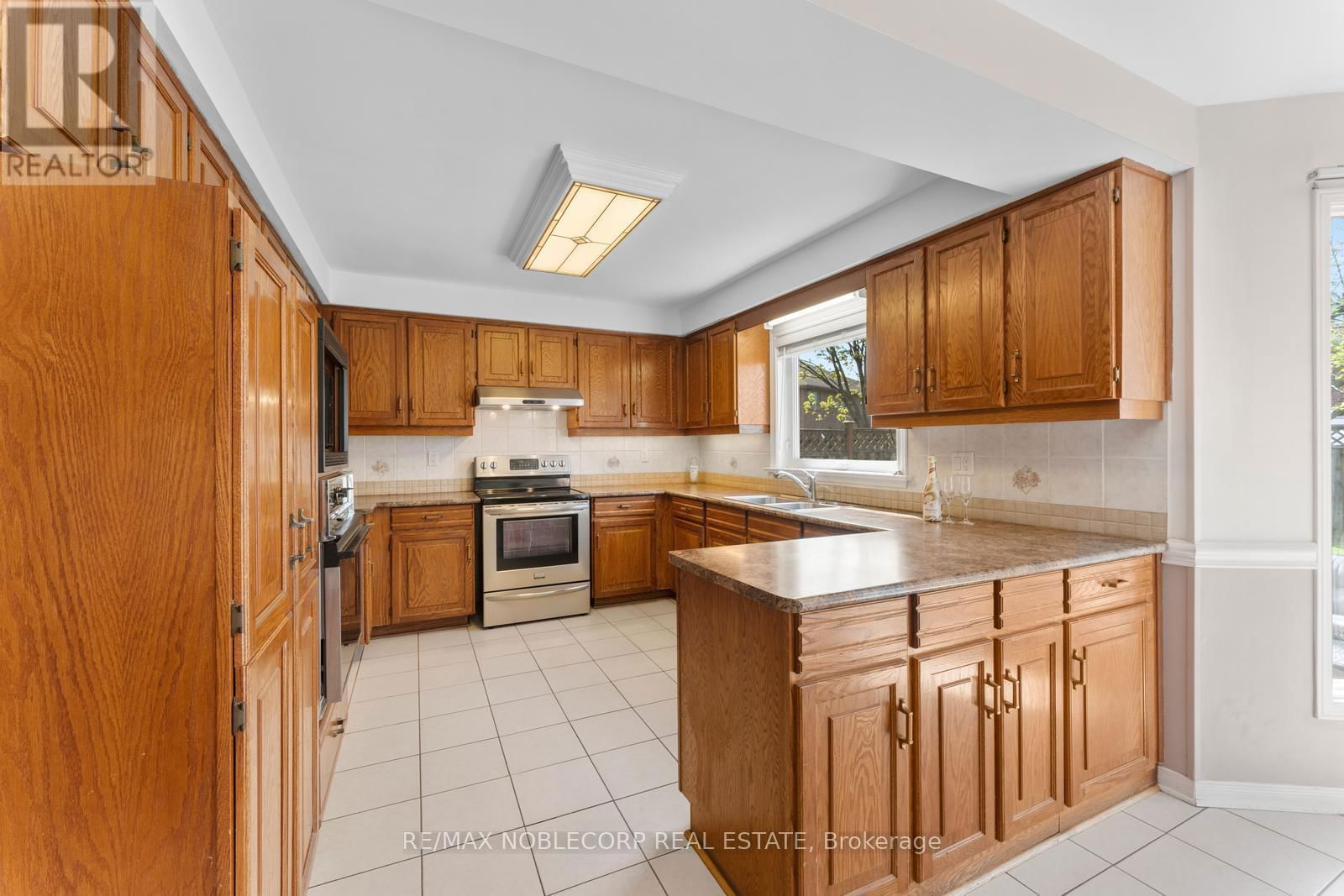 19 CASTLEHILL ROAD Image 19
