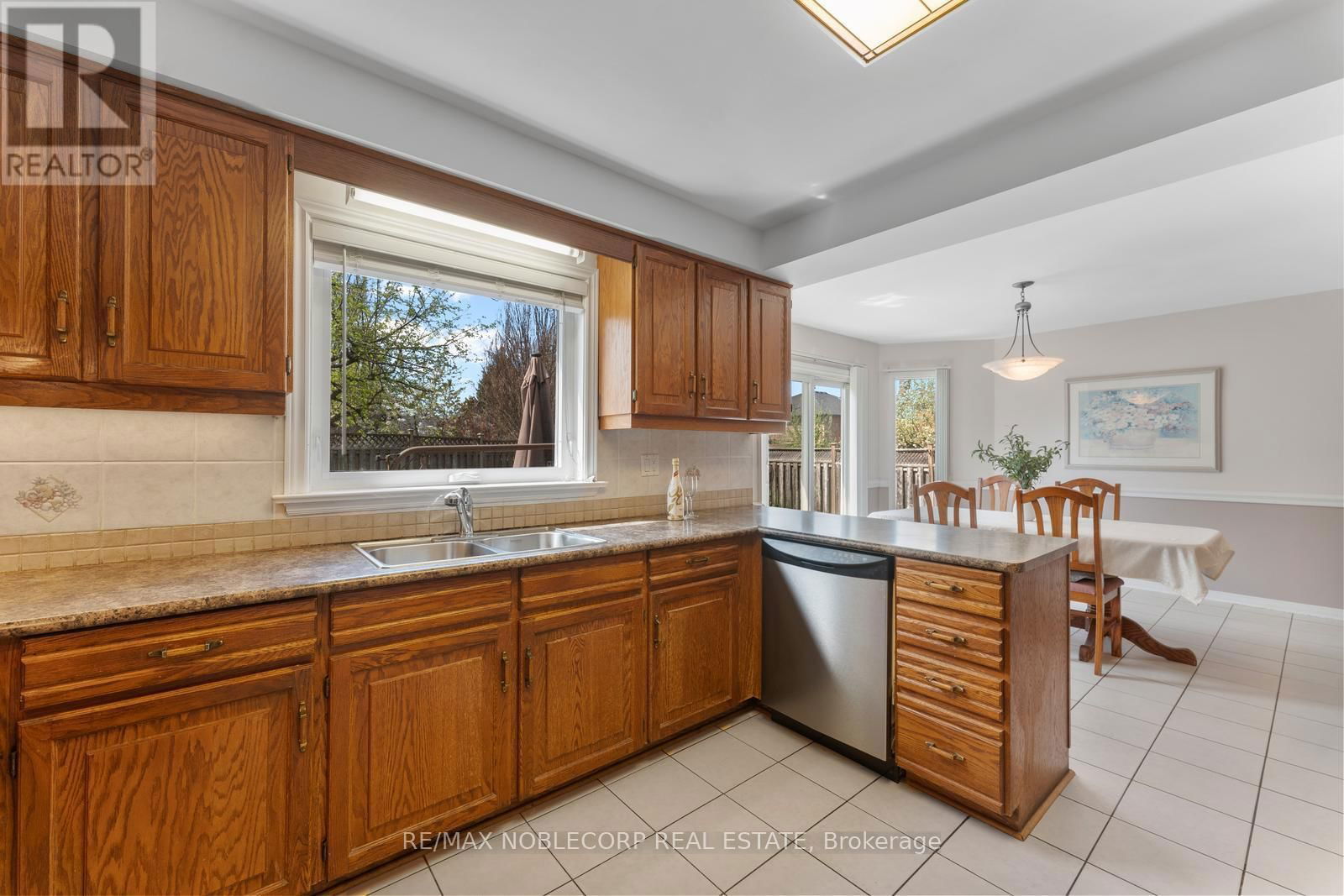19 CASTLEHILL ROAD Image 21