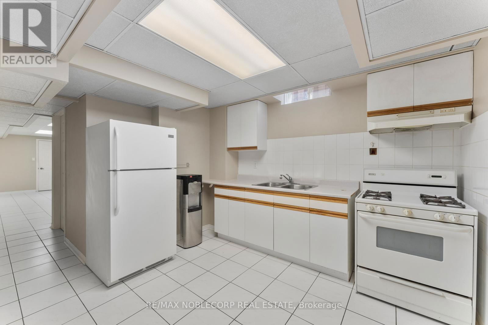 19 CASTLEHILL ROAD Image 41