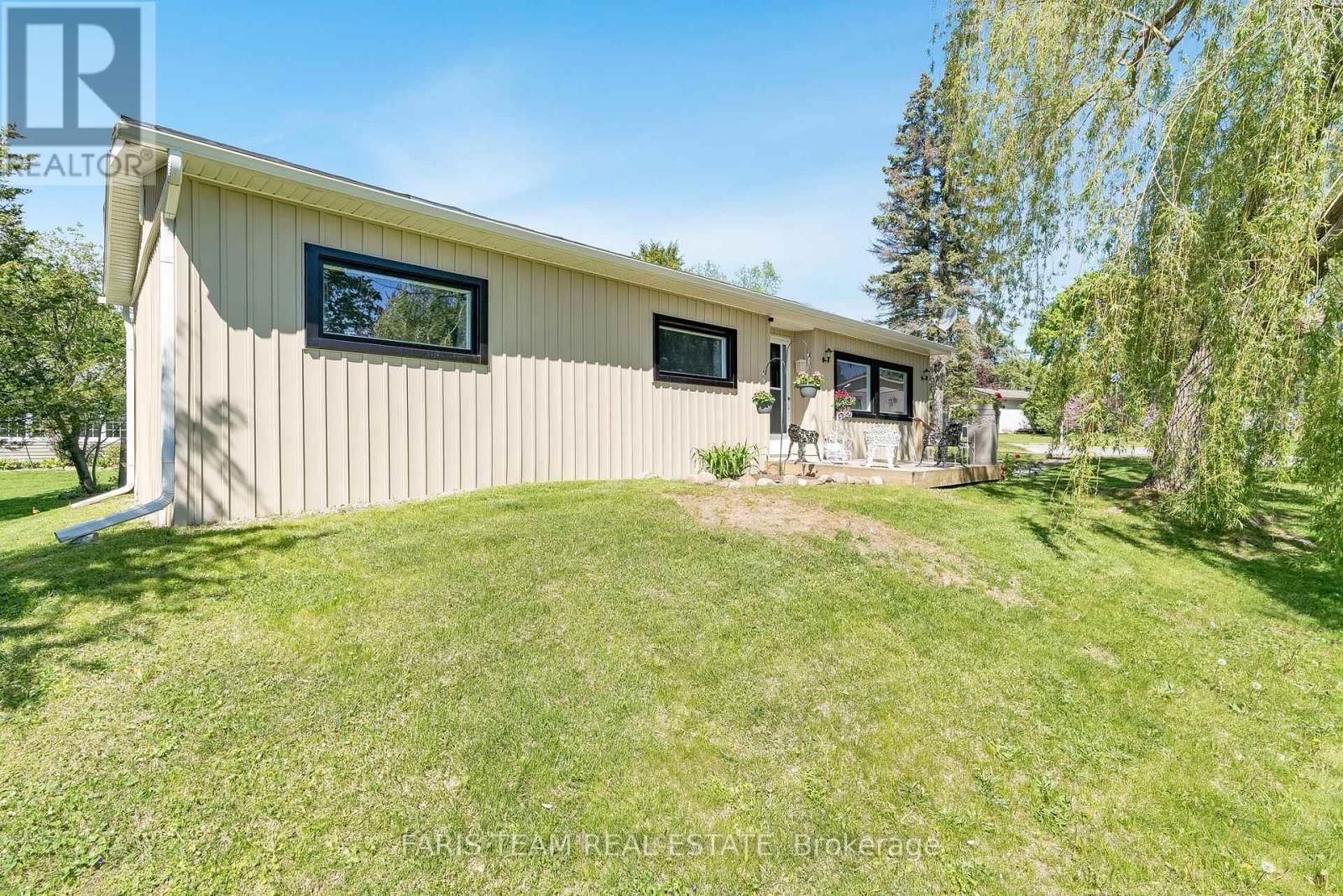 21 HAWTHORNE DRIVE Image 3