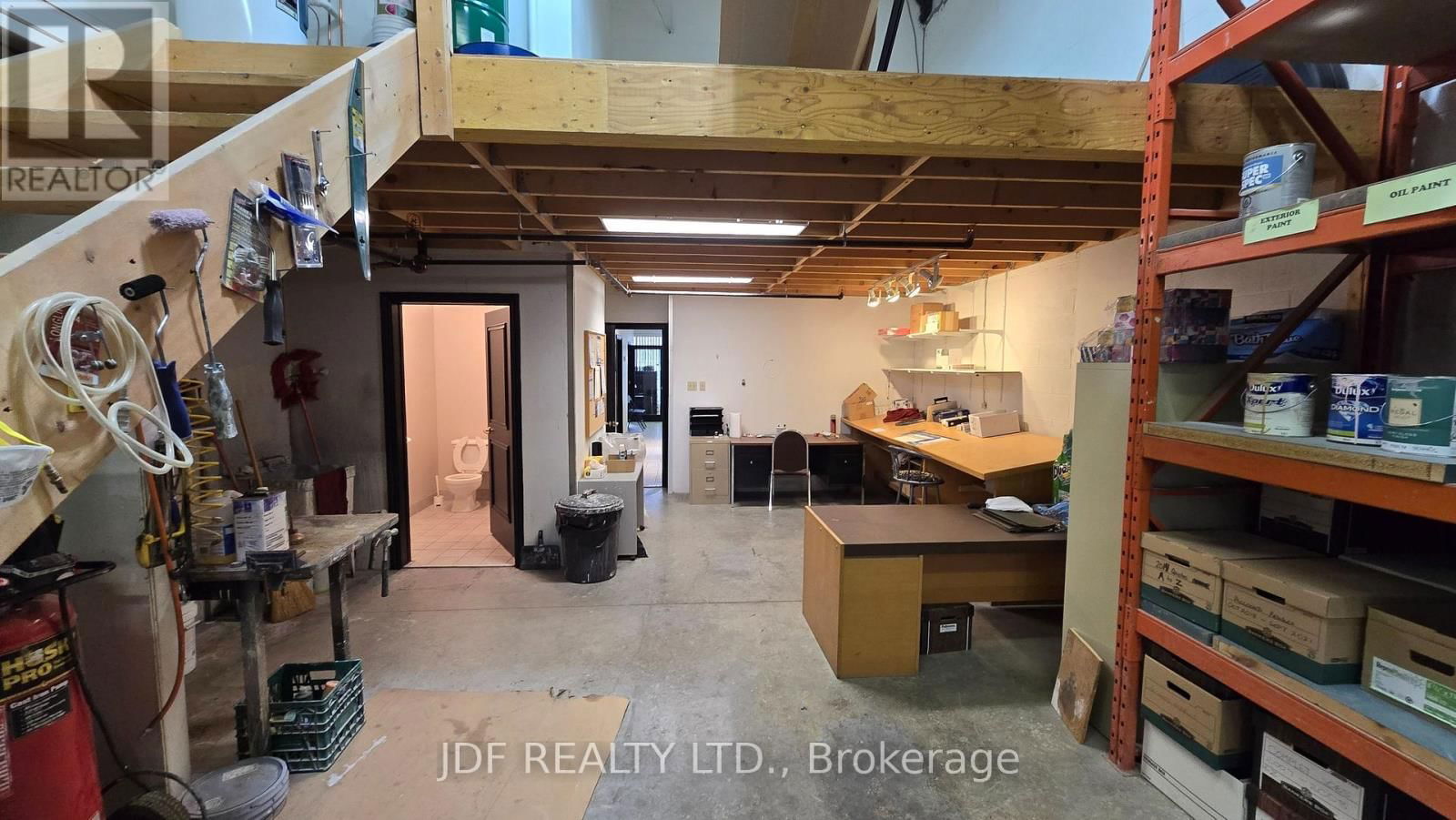 15 - 665 MILLWAY AVENUE Image 11