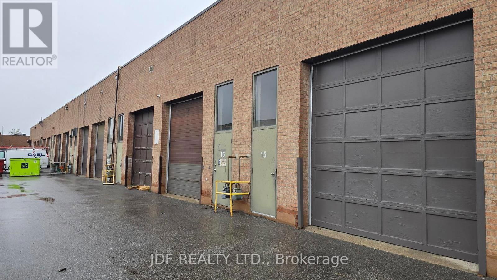 15 - 665 MILLWAY AVENUE Image 18
