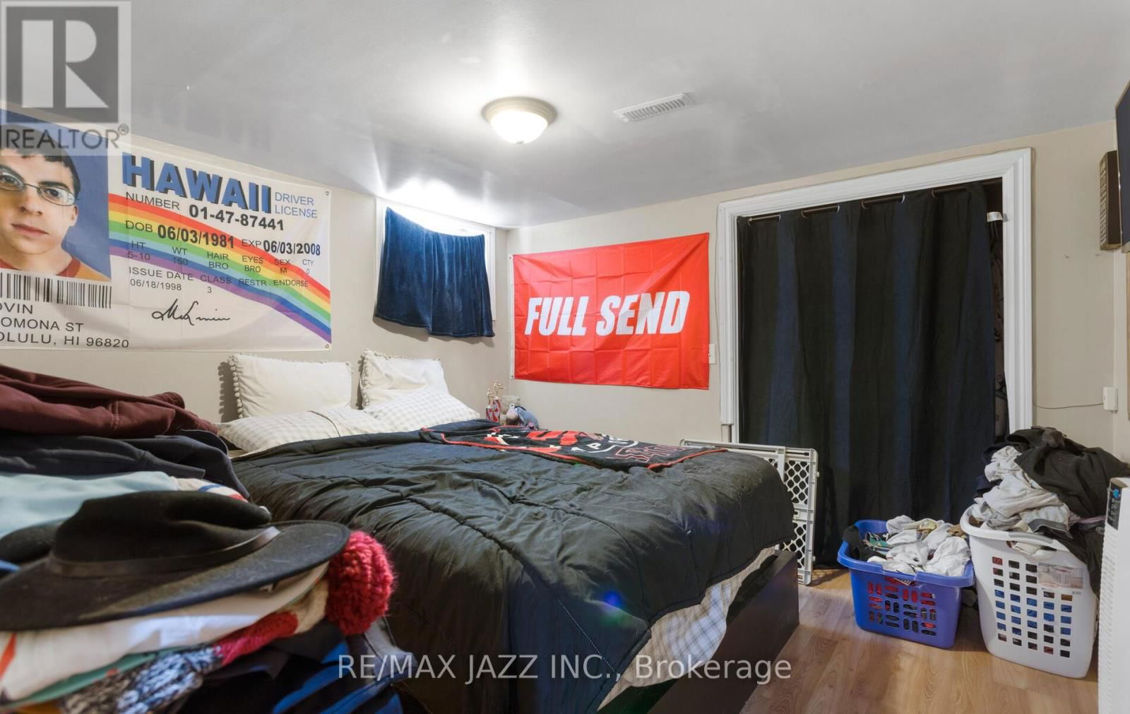 35 MAPLE STREET Image 20
