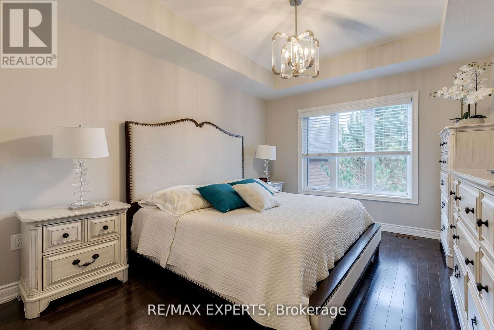 204 RIDGE WAY Image 13
