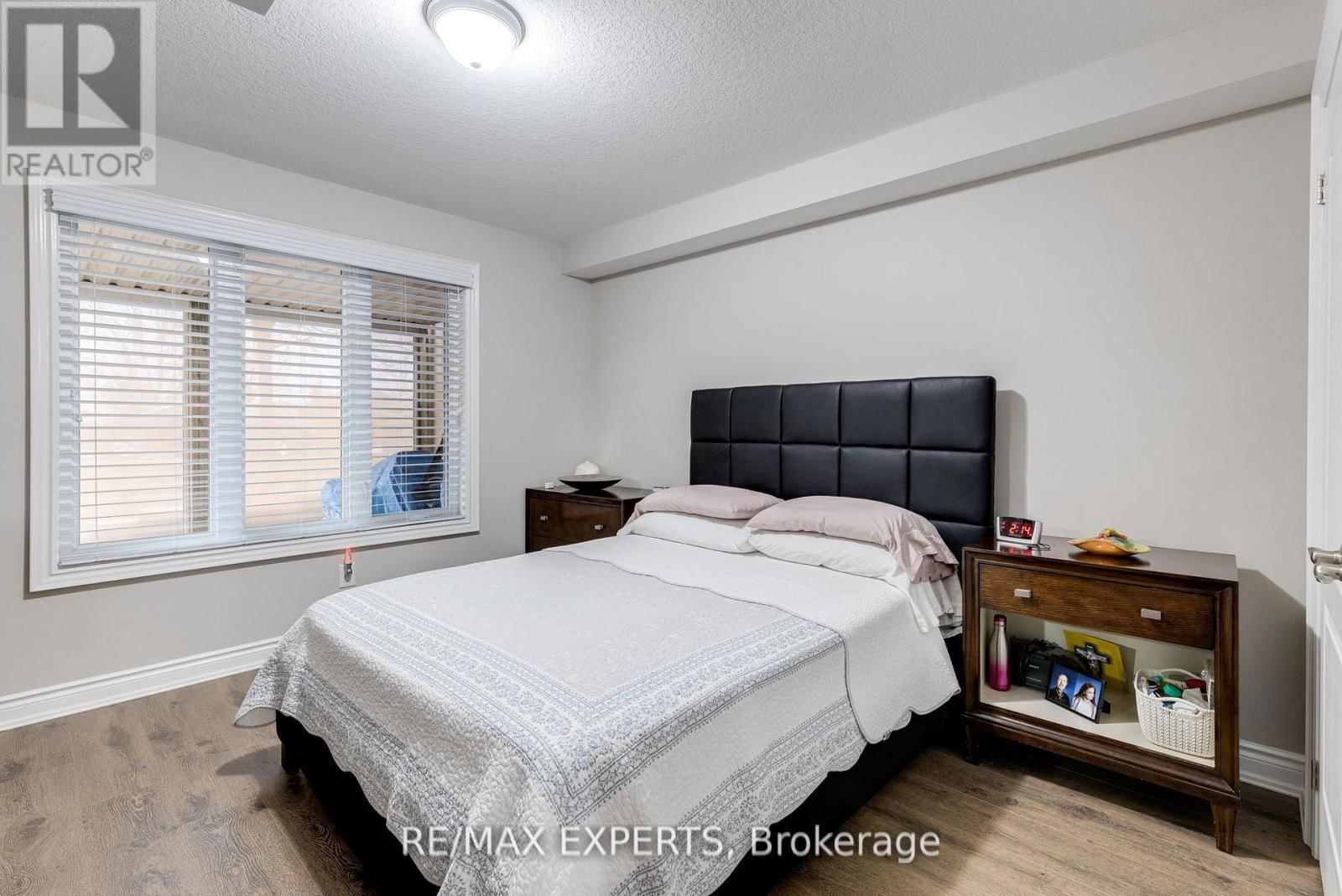 204 RIDGE WAY Image 22