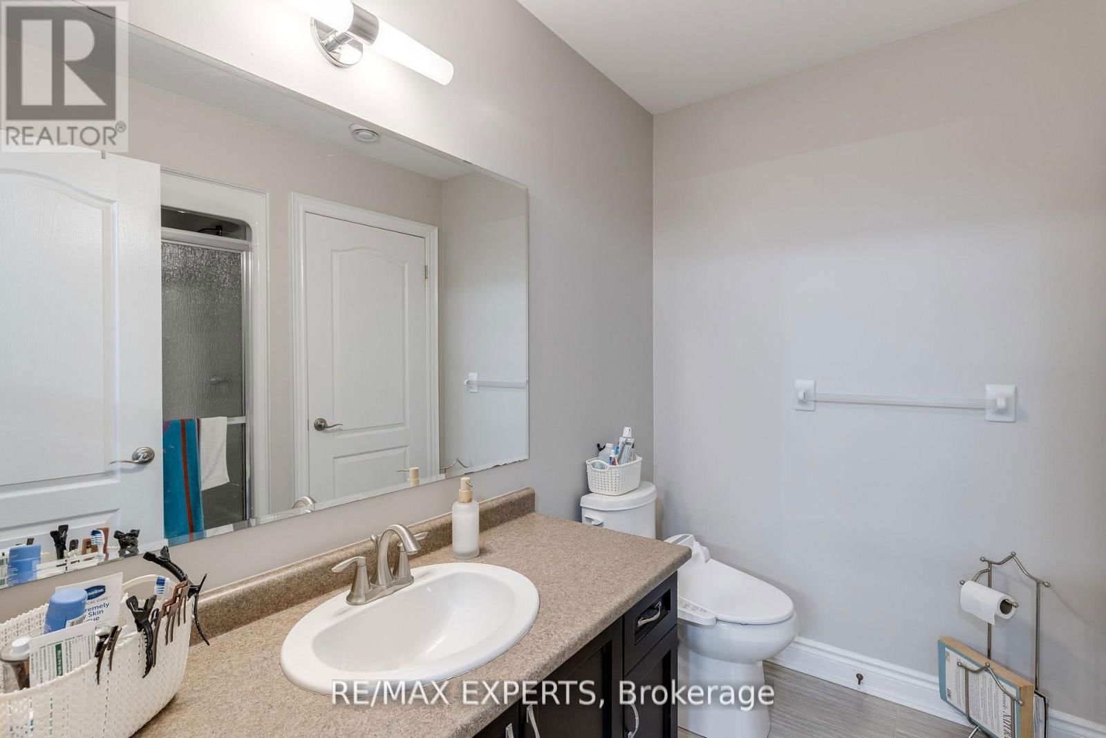 204 RIDGE WAY Image 24