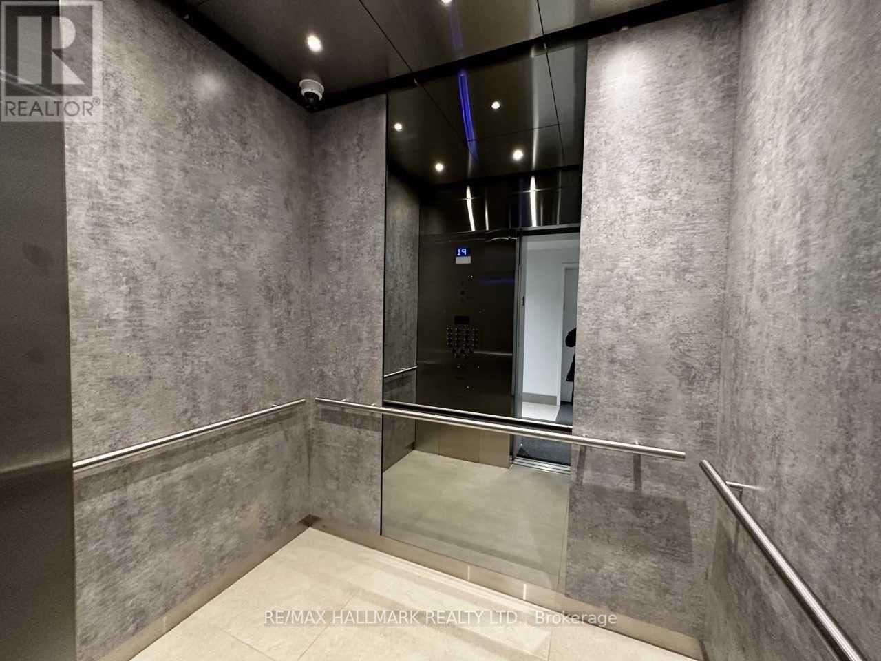 1009 - 3 ROSEWATER STREET Image 3