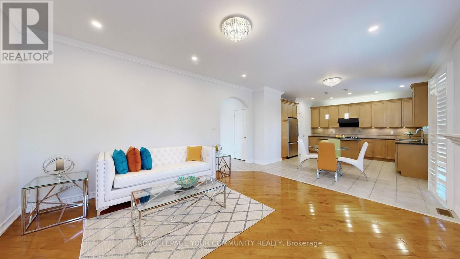 8 CANDLEWOOD COURT Image 15
