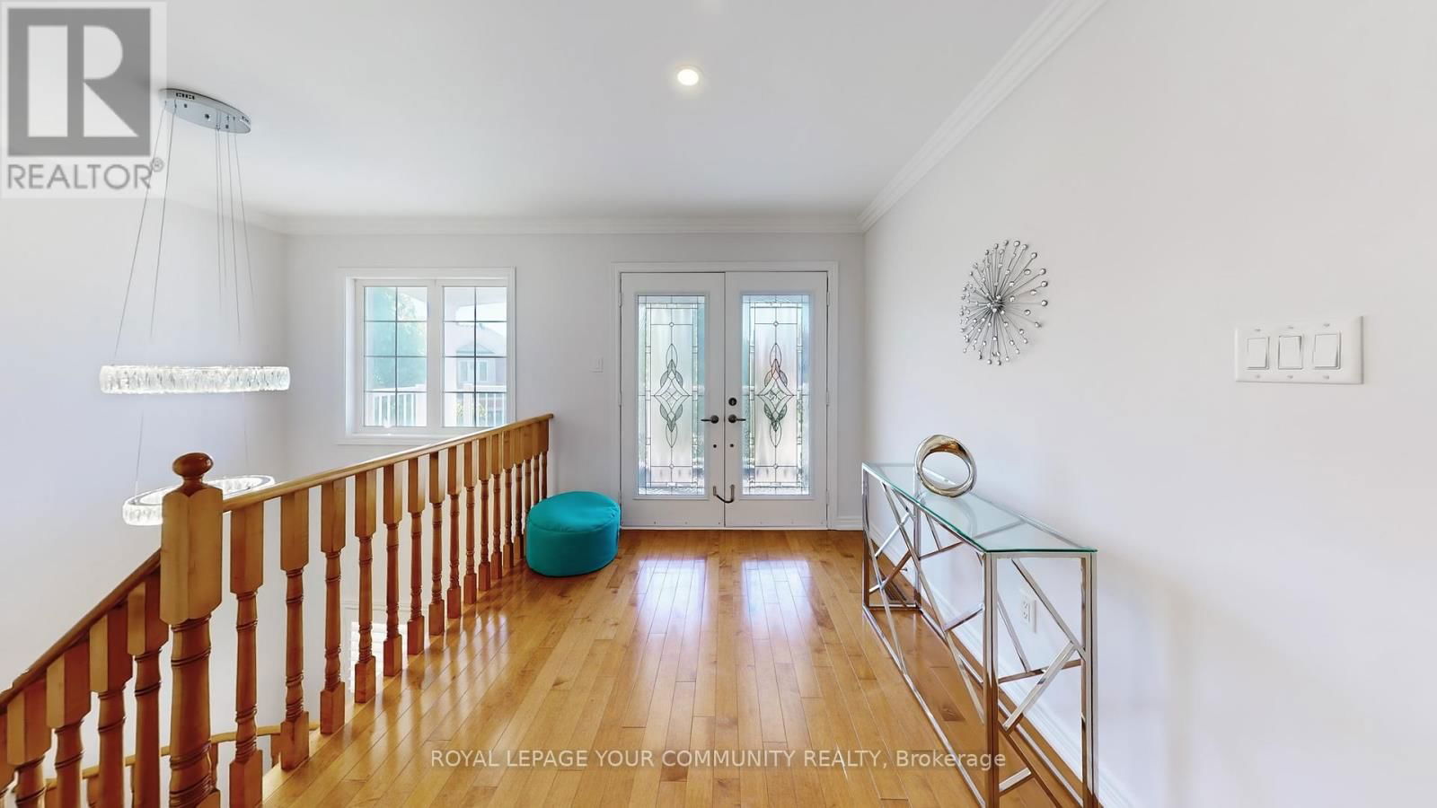 8 CANDLEWOOD COURT Image 25