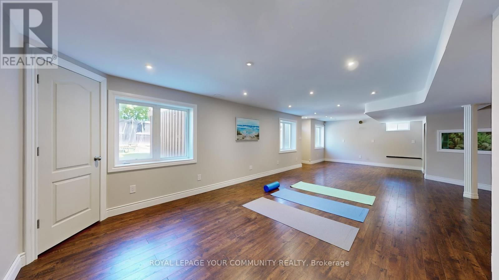 8 CANDLEWOOD COURT Image 37
