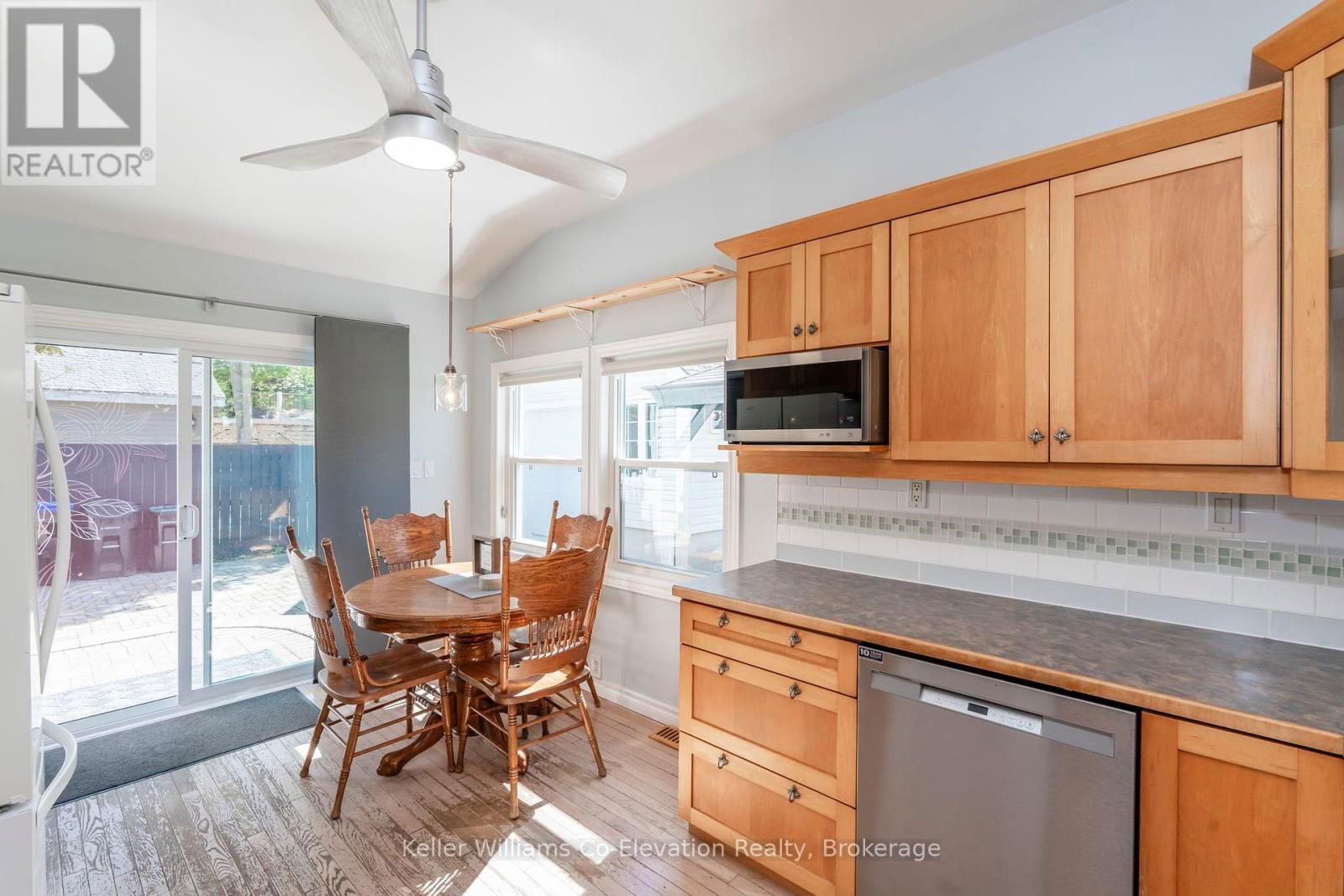 3952 ALCINA AVENUE Image 8