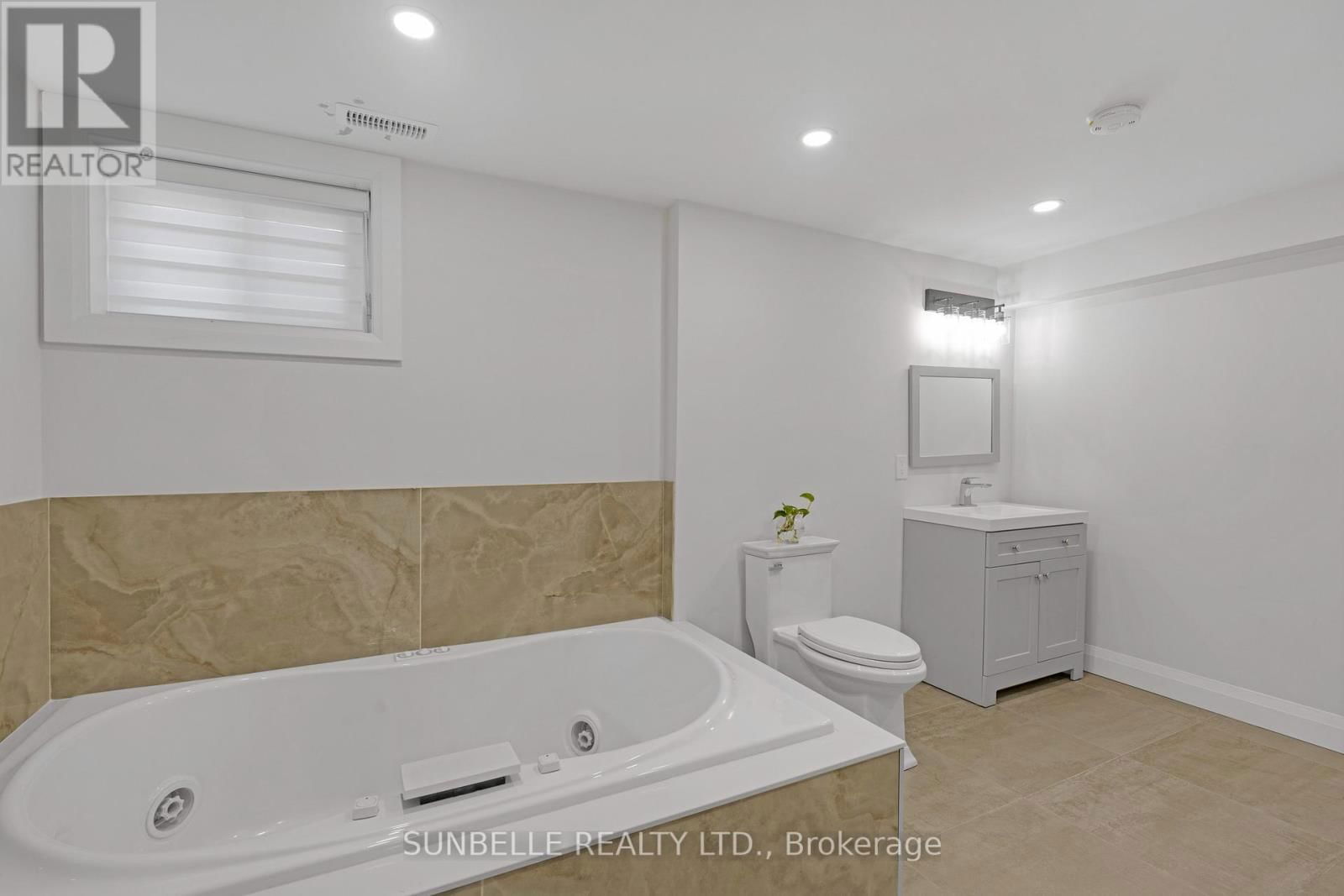 30 ARCHIBALD ROAD Image 21