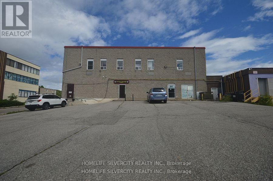 Upper 4 - 64 HOLLAND STREET WEST Image 1