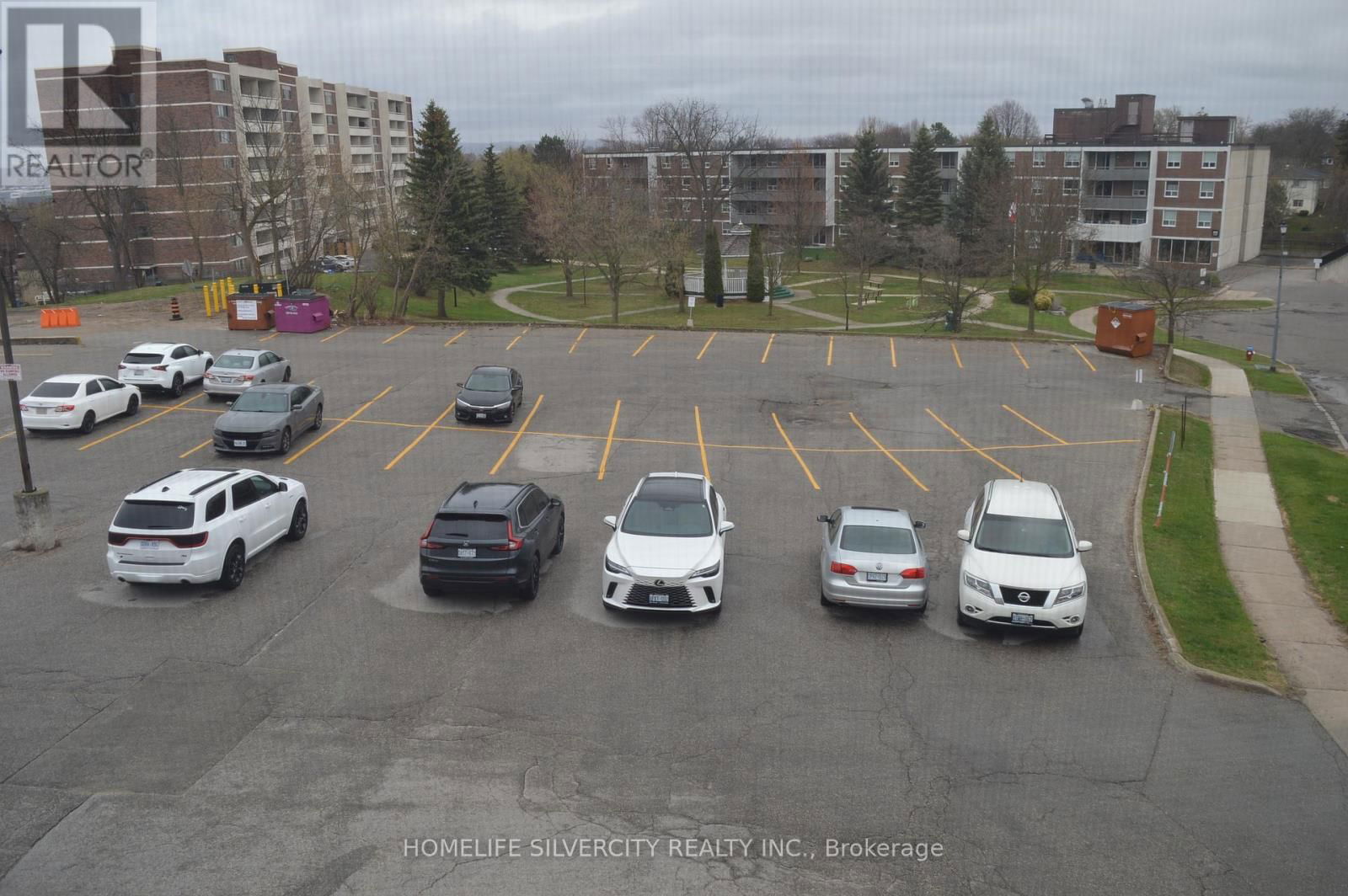 Upper 4 - 64 HOLLAND STREET WEST Image 15