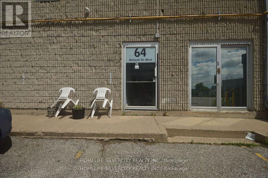 Upper 4 - 64 HOLLAND STREET WEST Image 3
