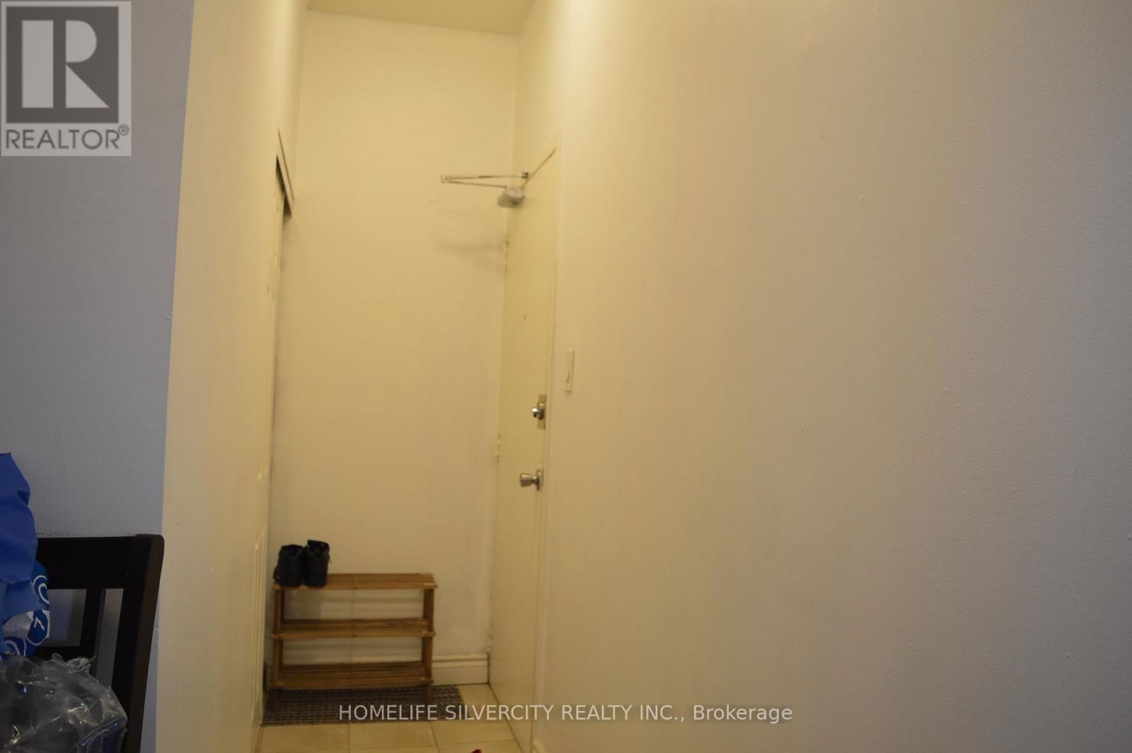 Upper 4 - 64 HOLLAND STREET WEST Image 9