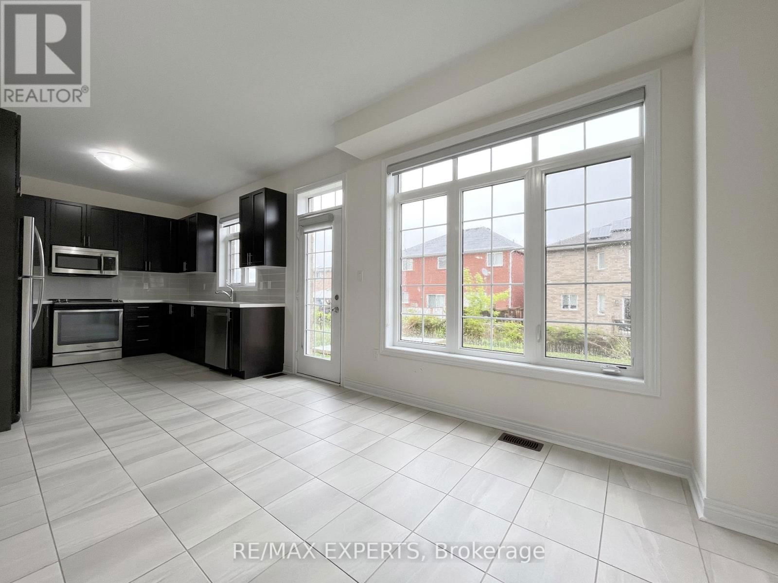 2217 LOZENBY STREET Image 10