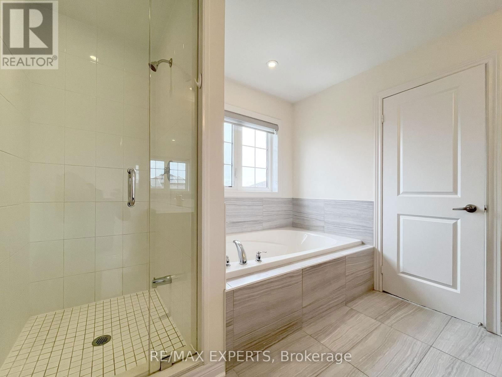 2217 LOZENBY STREET Image 17