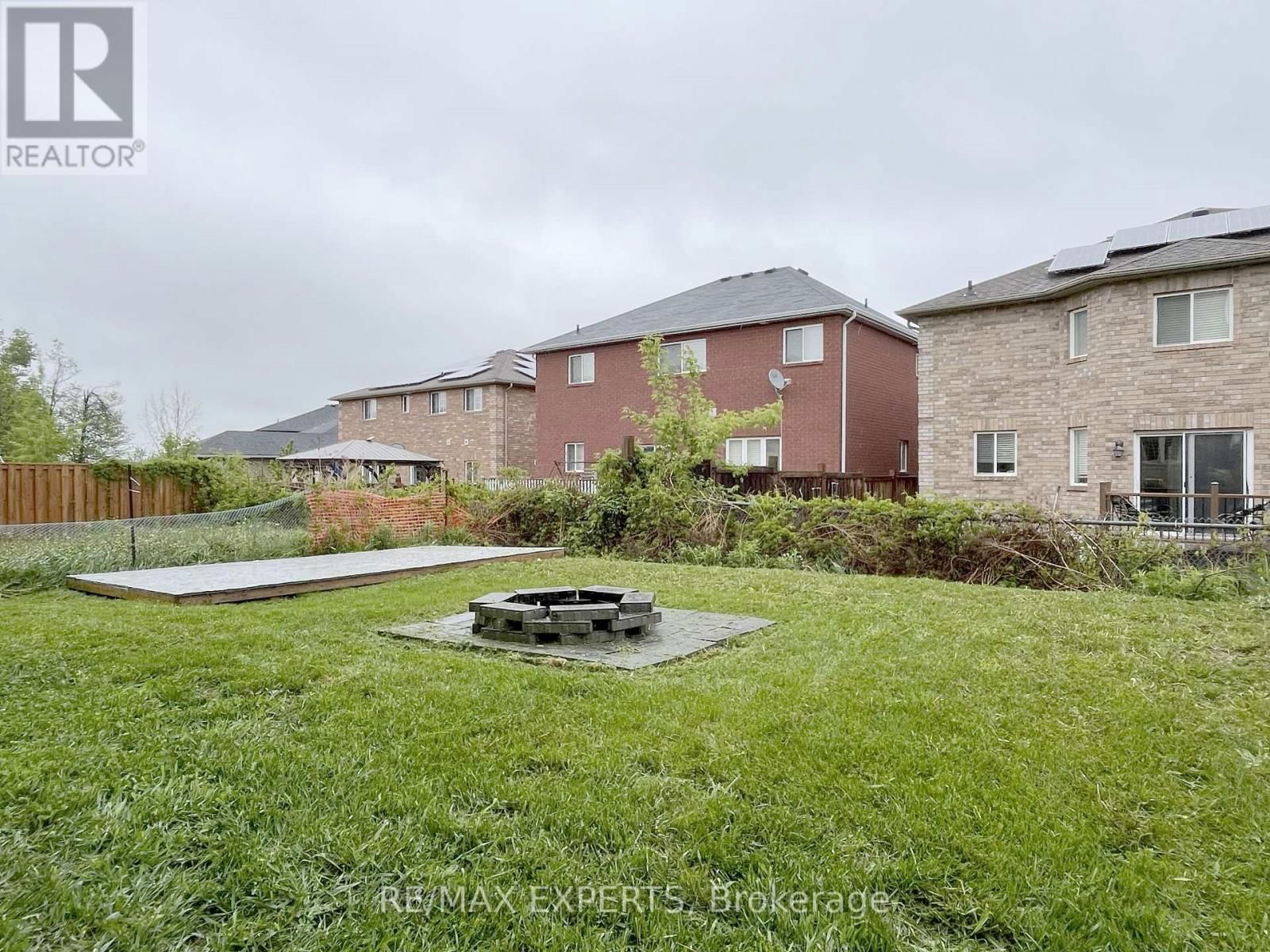 2217 LOZENBY STREET Image 28