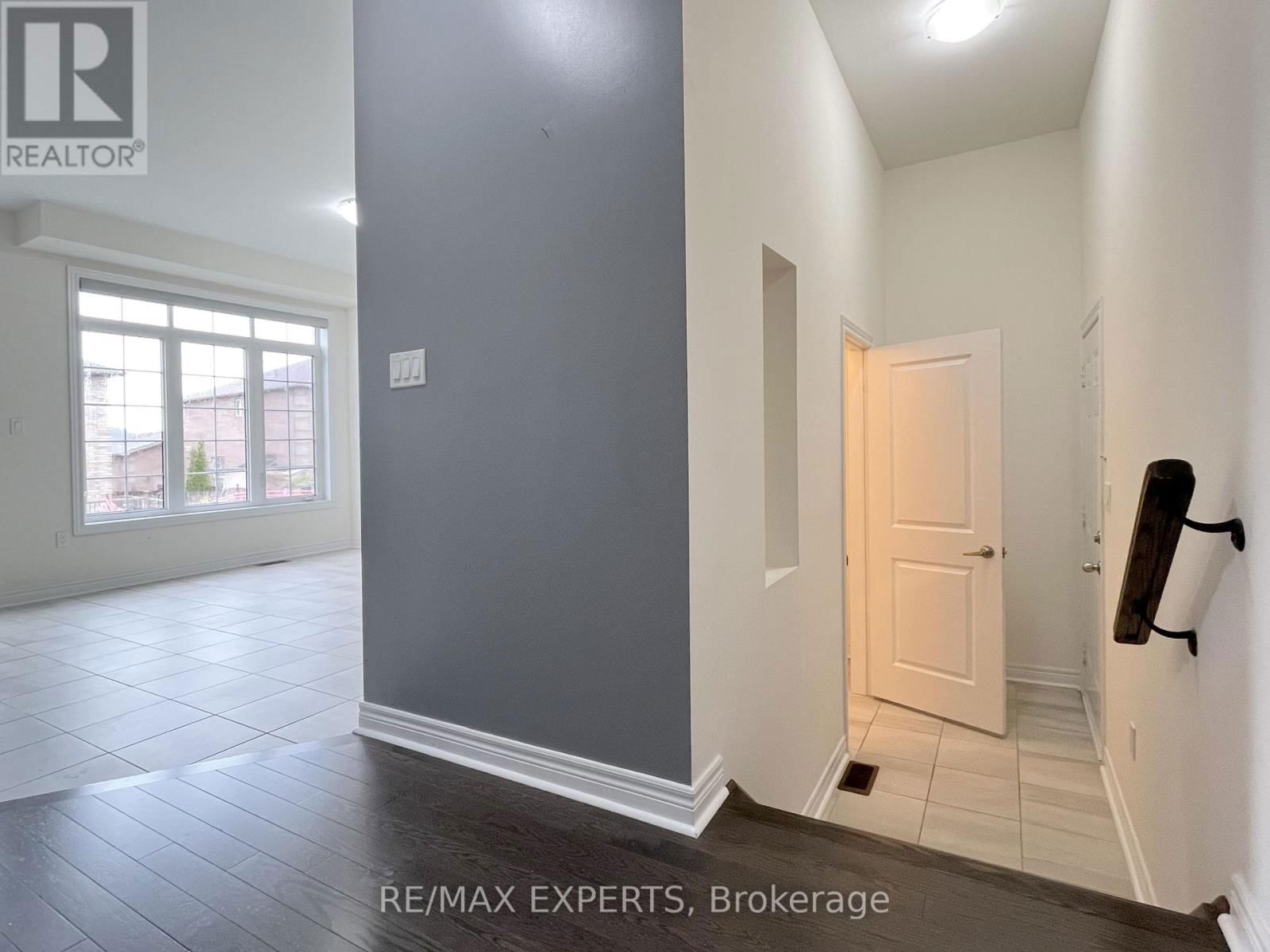 2217 LOZENBY STREET Image 7