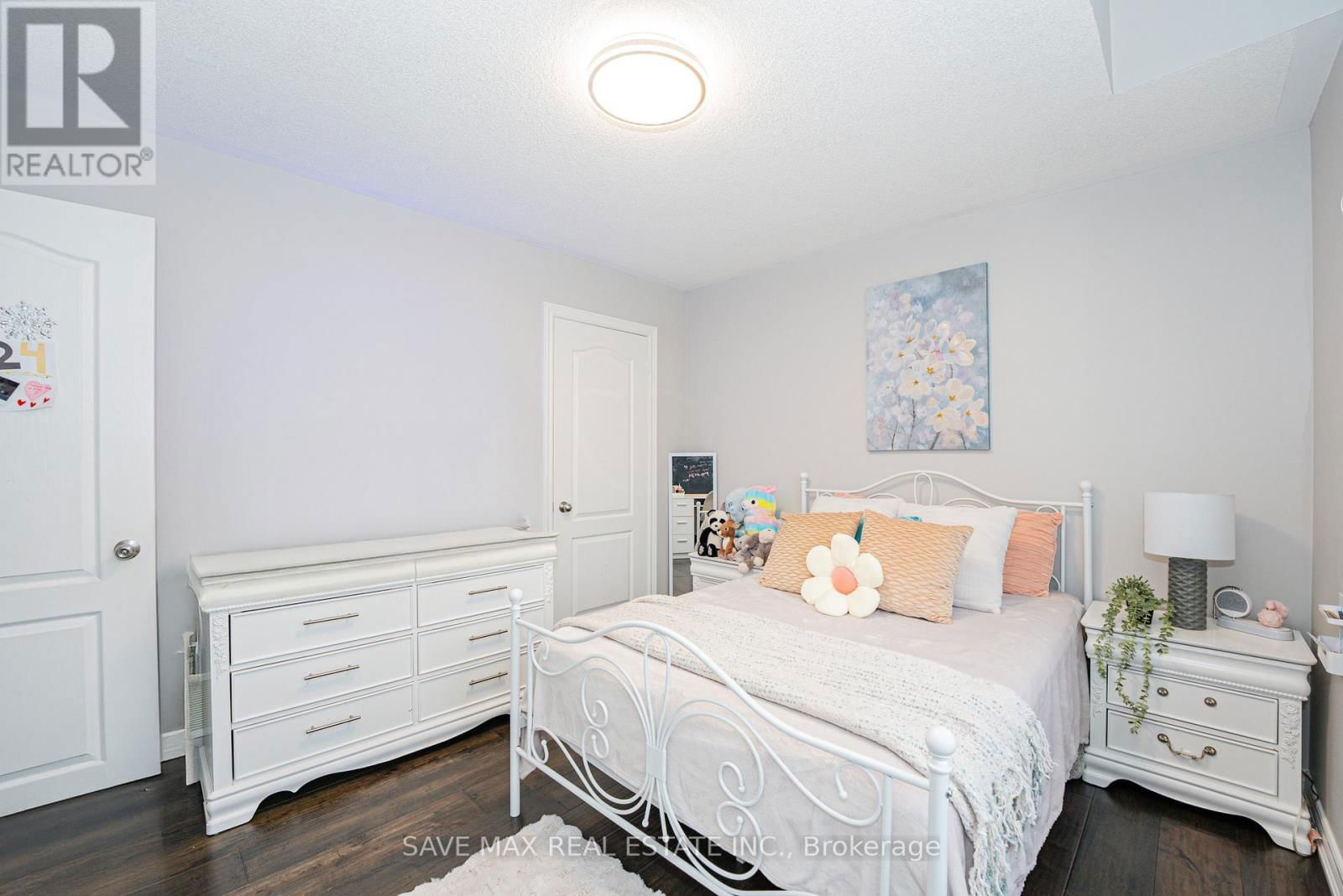169 DOWNY EMERALD DRIVE Image 31