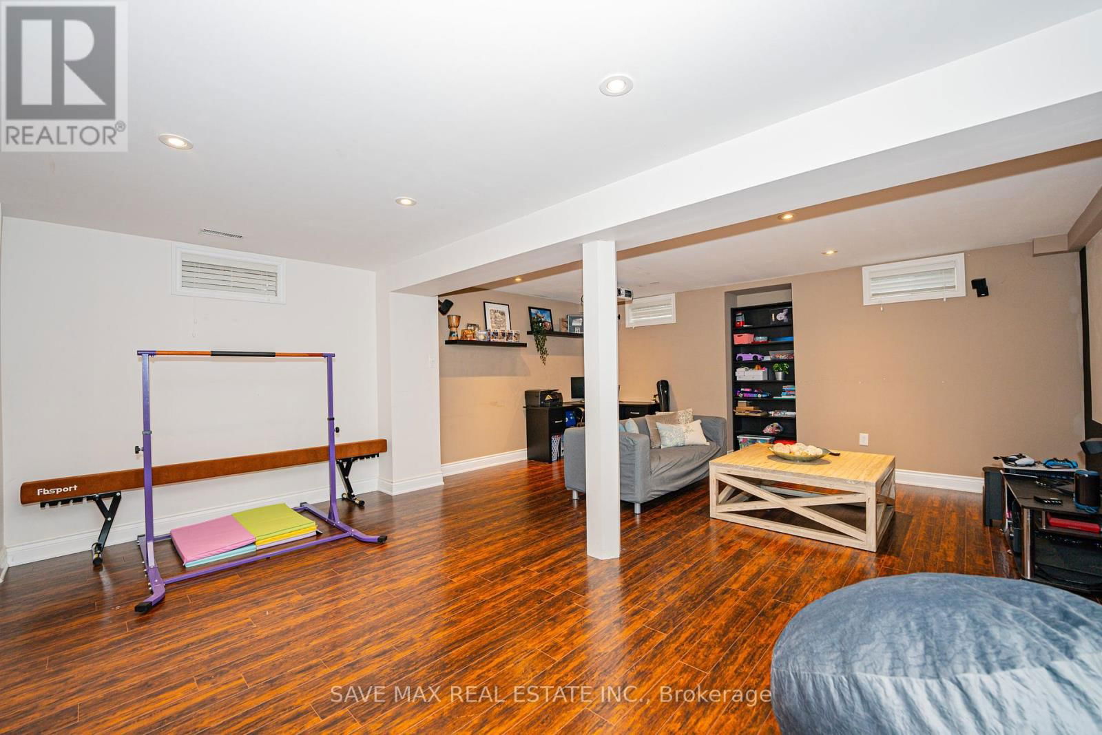 169 DOWNY EMERALD DRIVE Image 40