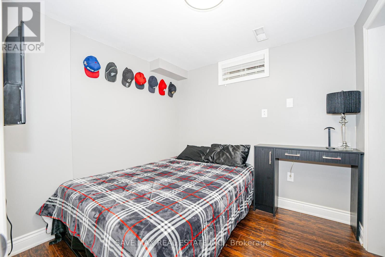 169 DOWNY EMERALD DRIVE Image 41