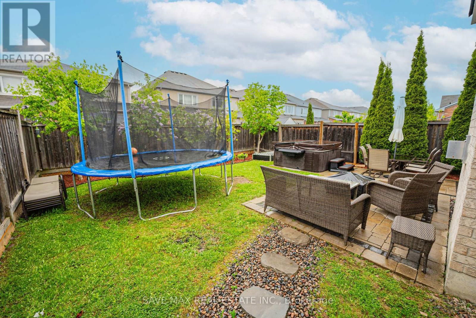 169 DOWNY EMERALD DRIVE Image 46