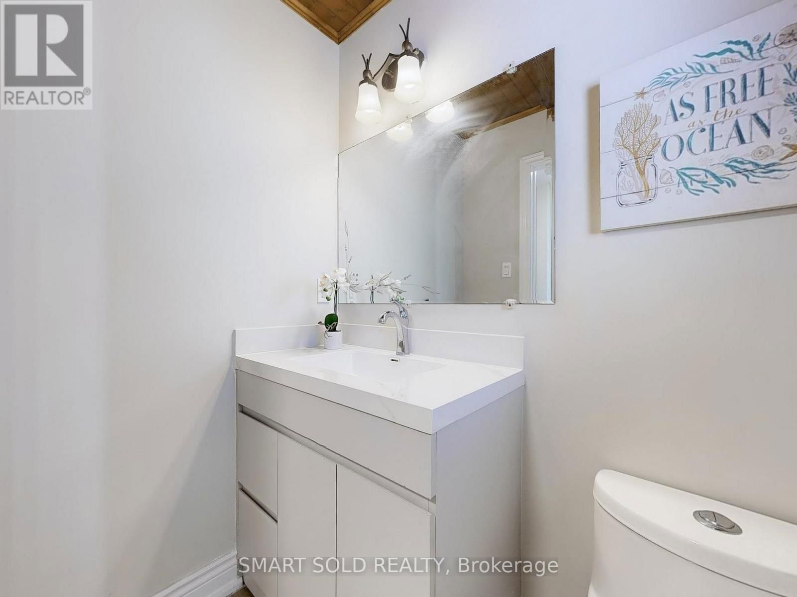 168 STEPHEN STREET Image 14