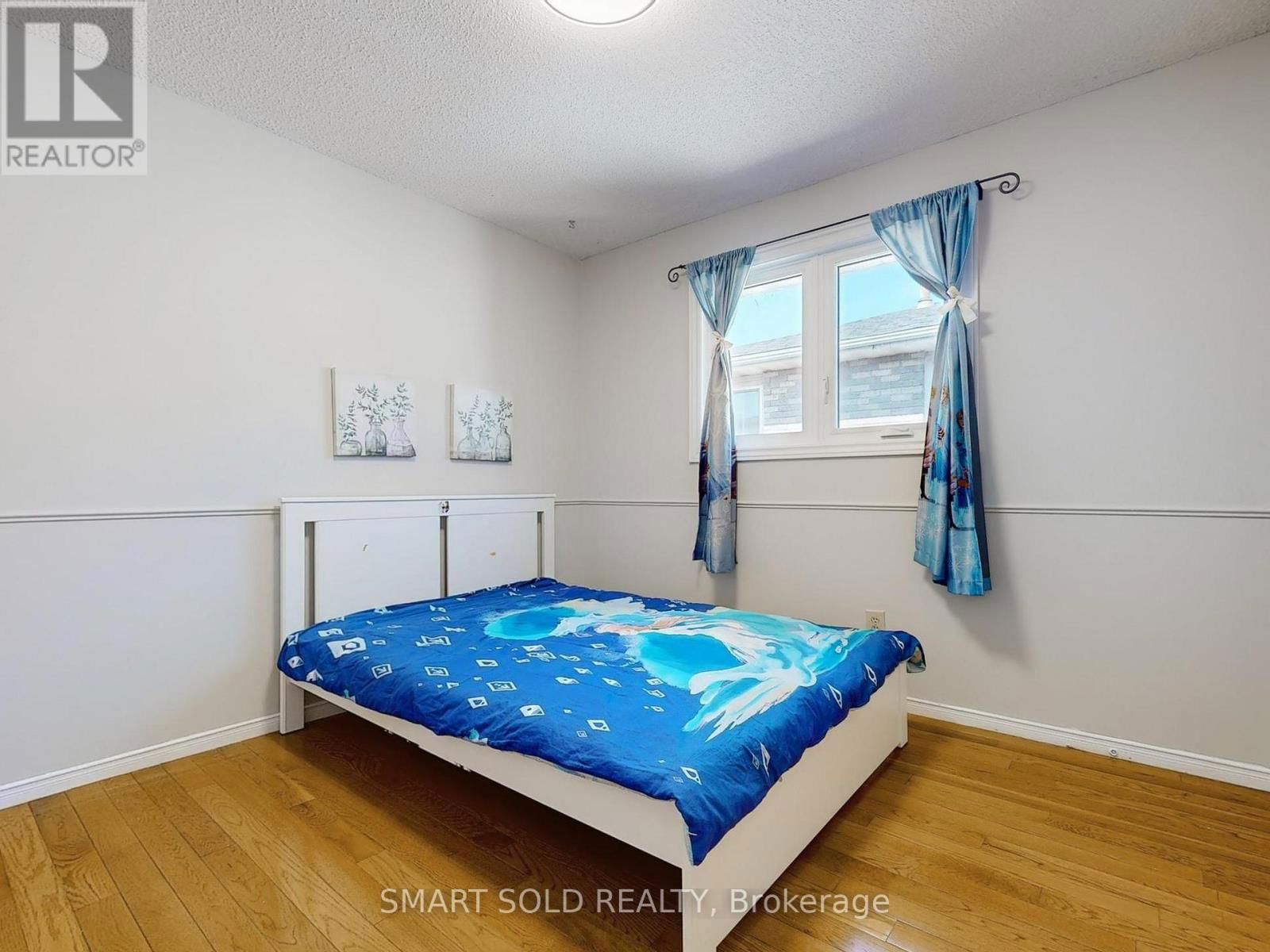 168 STEPHEN STREET Image 22