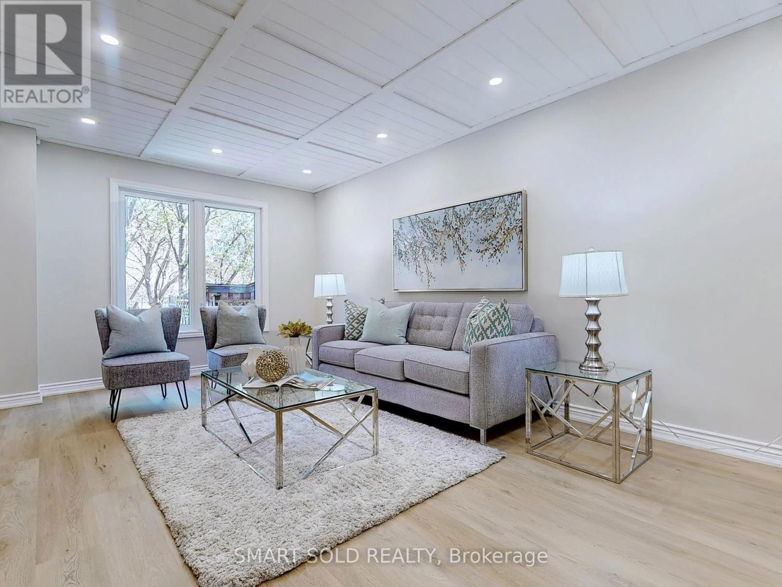 168 STEPHEN STREET Image 3