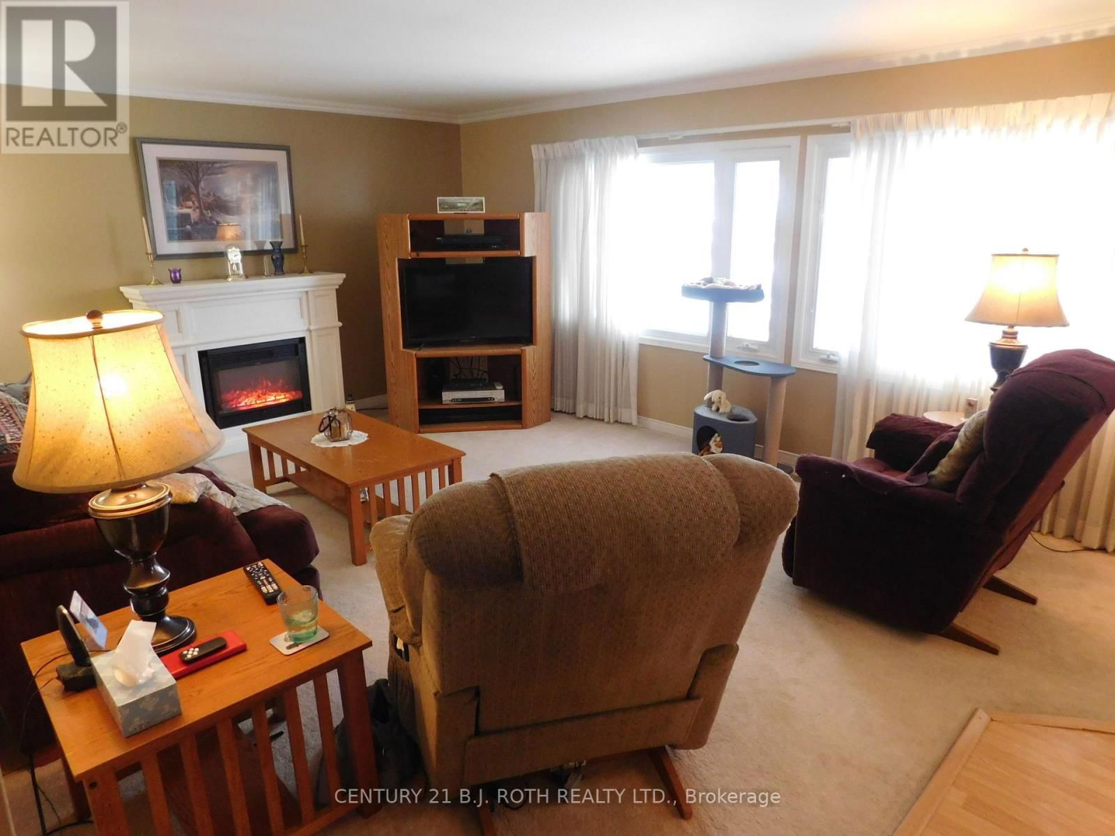 2 MIMOSA DRIVE Image 12