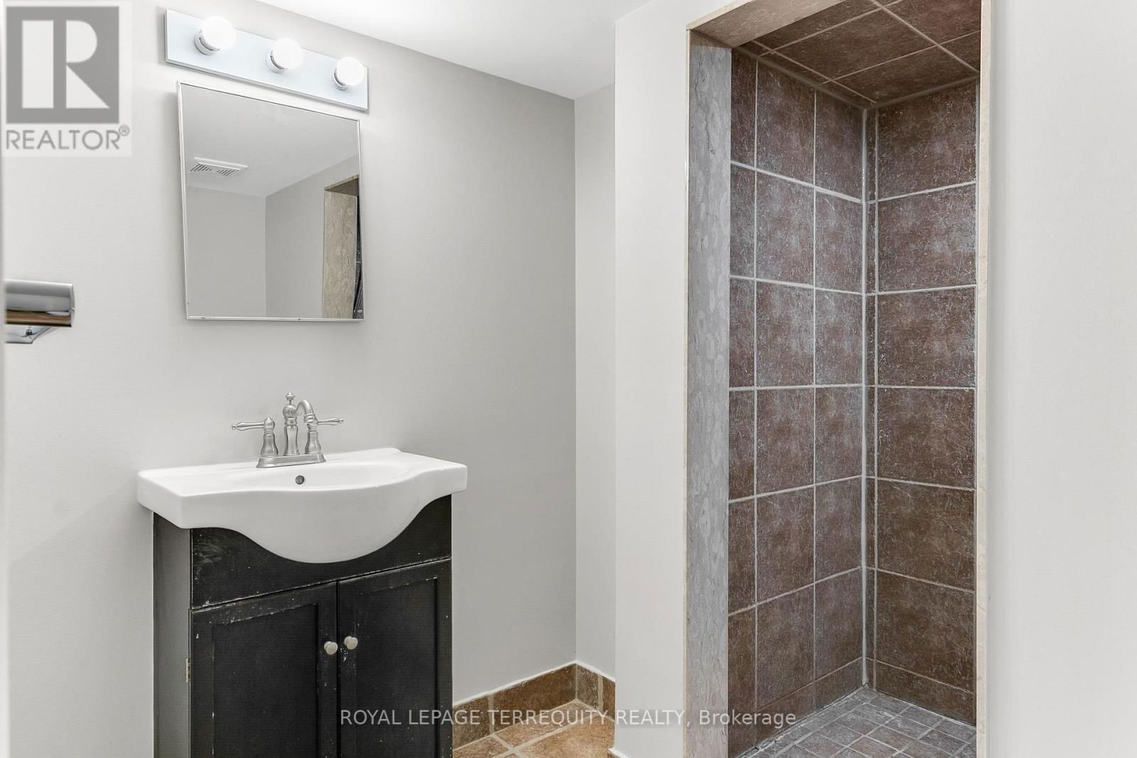 93 SILVERADO TRAIL Image 31