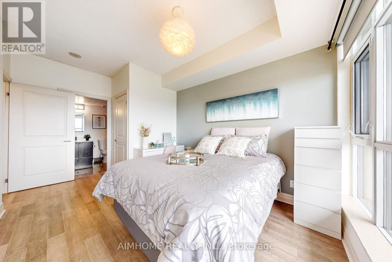 1004 - 8110 BIRCHMOUNT ROAD Image 15
