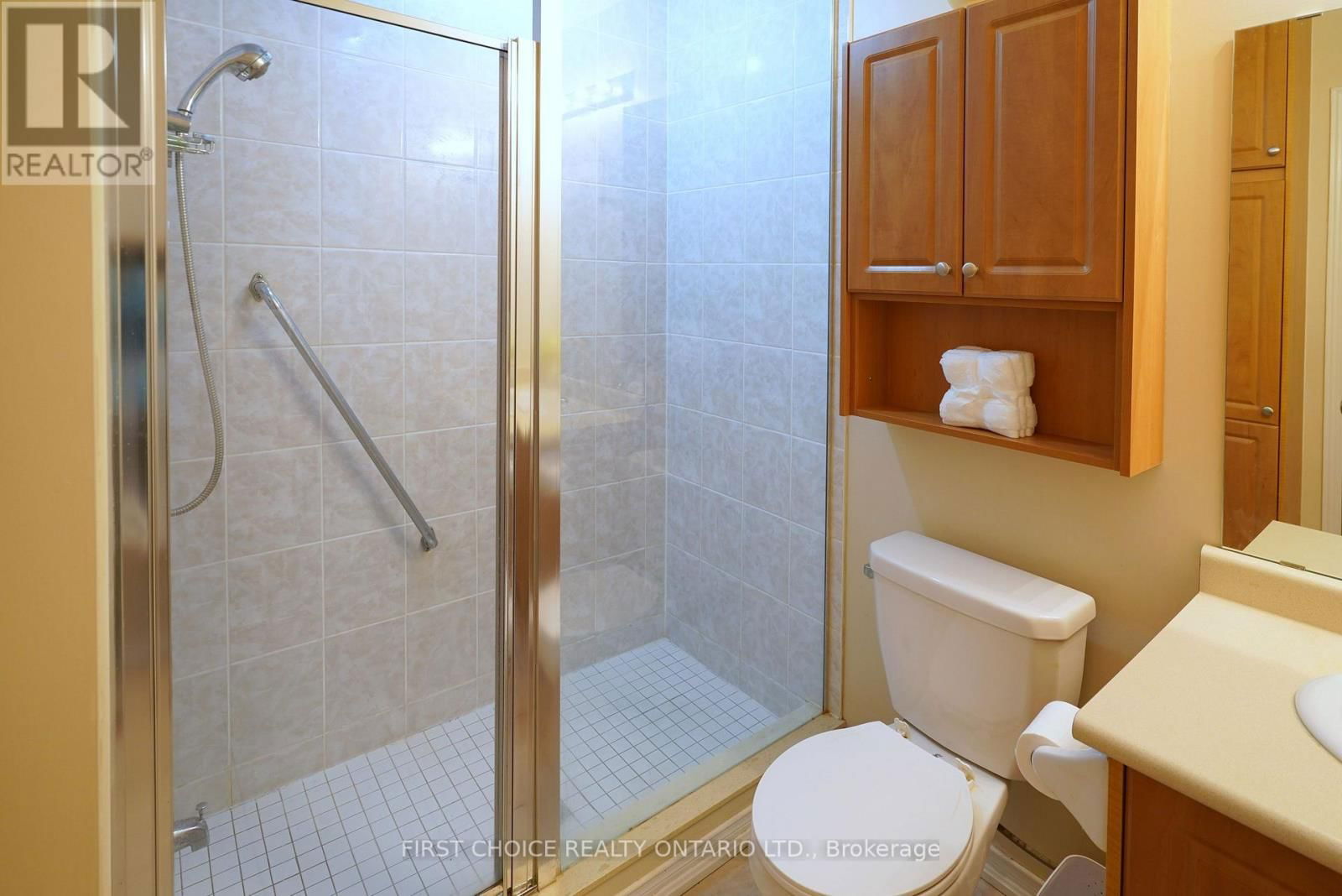 101 - 9973 KEELE STREET Image 11