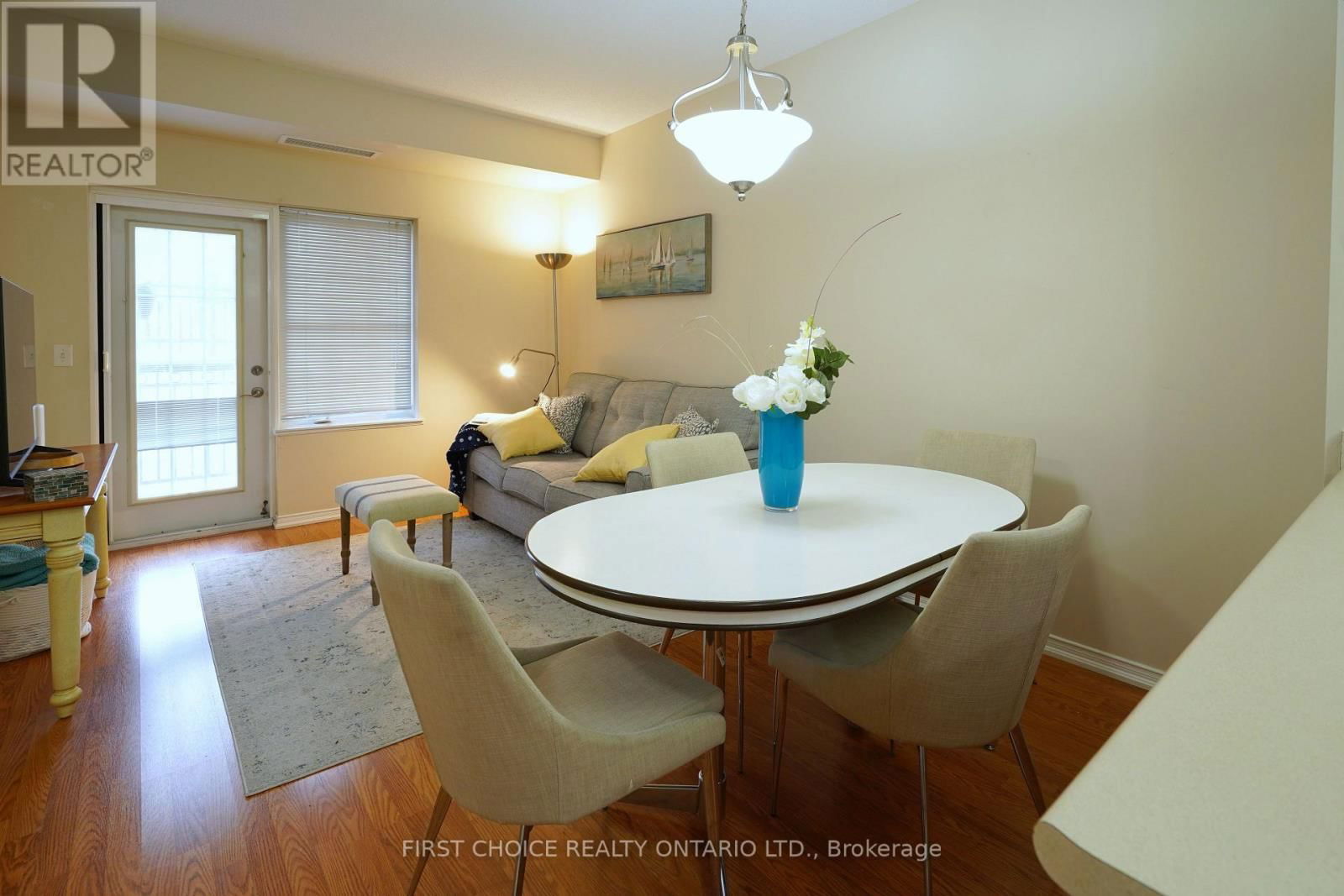 101 - 9973 KEELE STREET Image 7