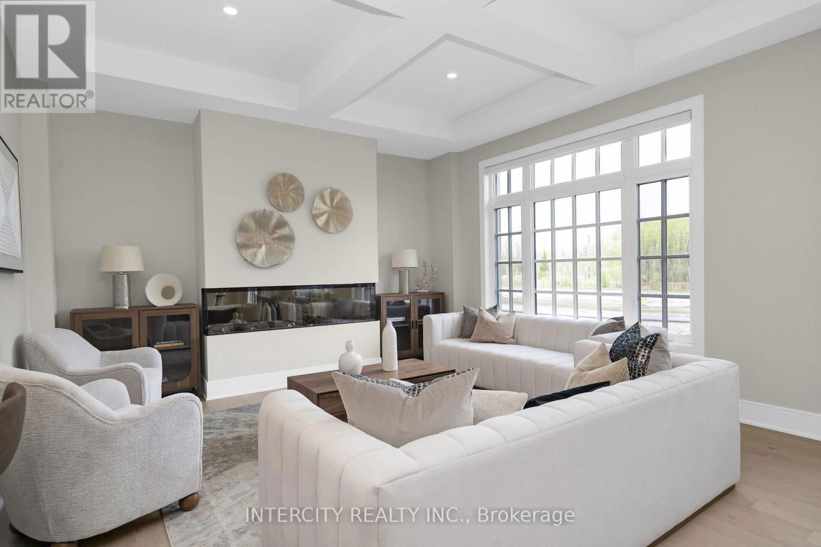 16 HEART LAKE CIRCLE Image 19