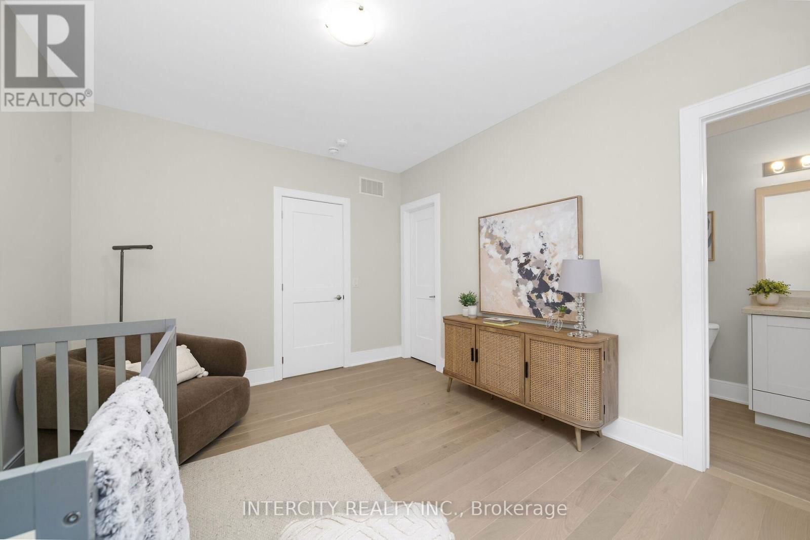 16 HEART LAKE CIRCLE Image 39
