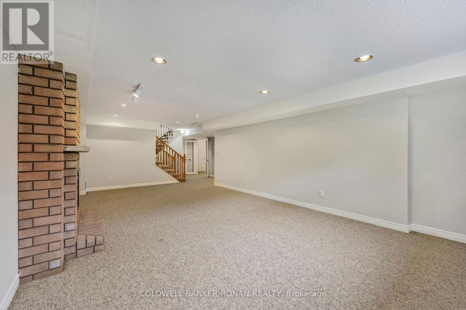 9 - 8 MALIBU MANOR WEST Image 34