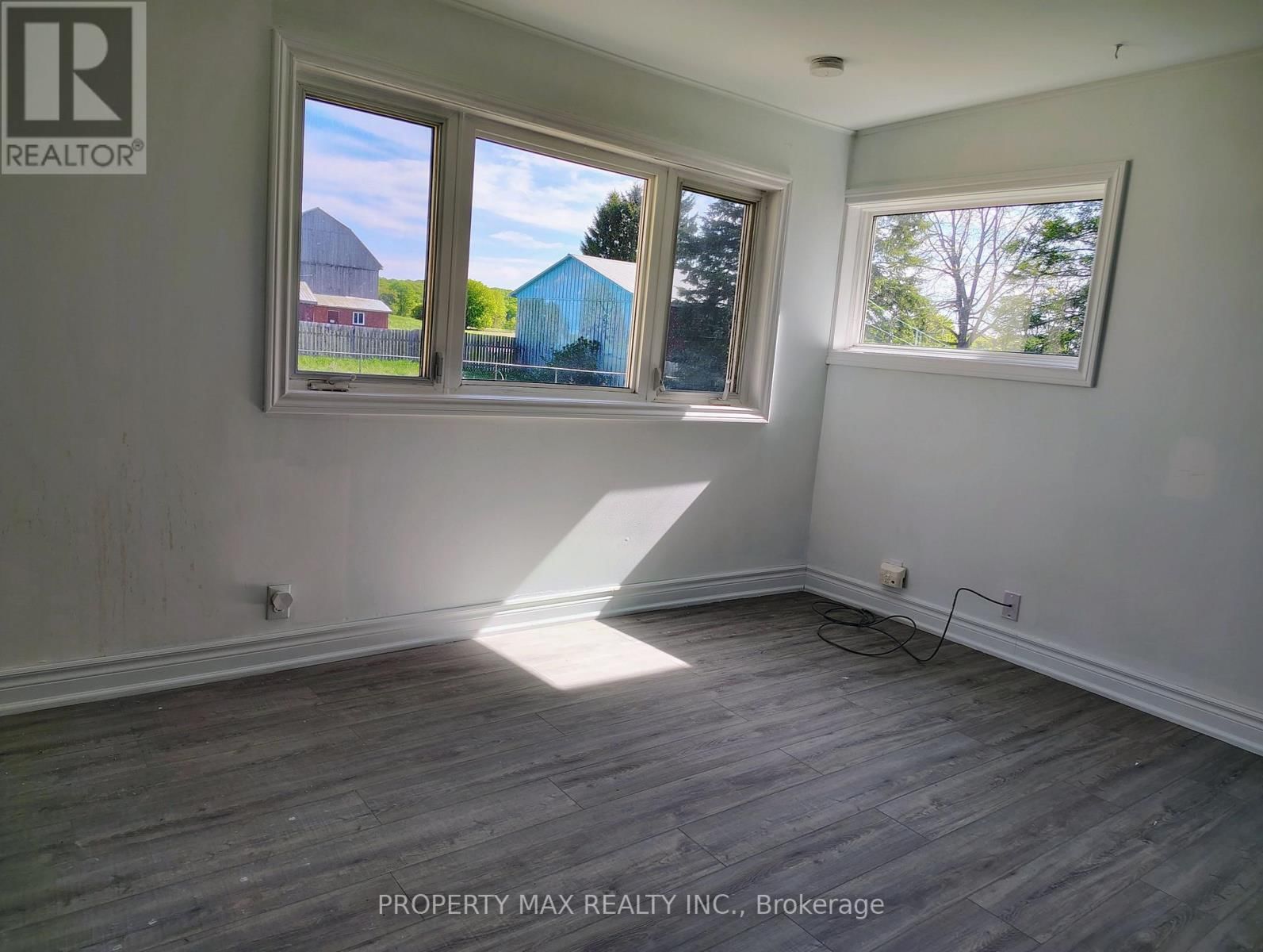 5363 DAVIS DRIVE Image 9