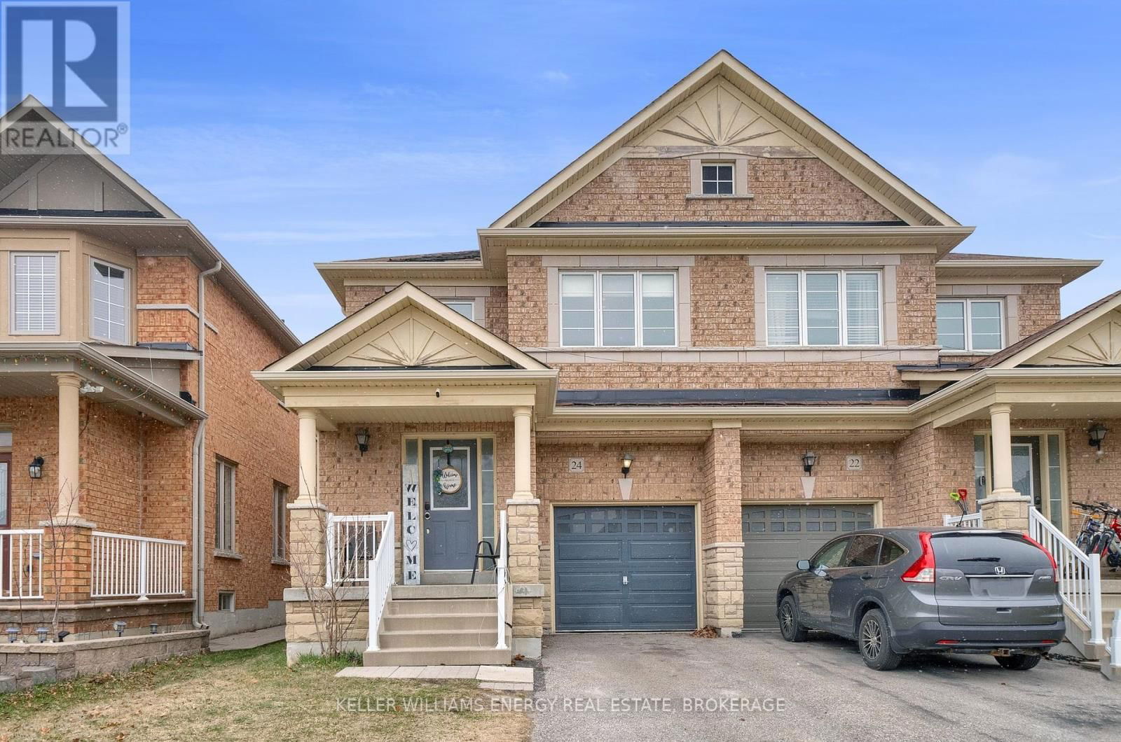 24 KEN WAGG CRESCENT Image 2