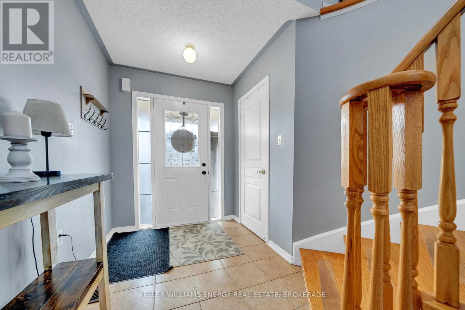 24 KEN WAGG CRESCENT Image 4