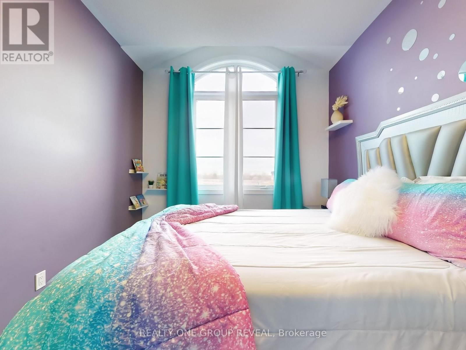 58 BUSATO DRIVE Image 37